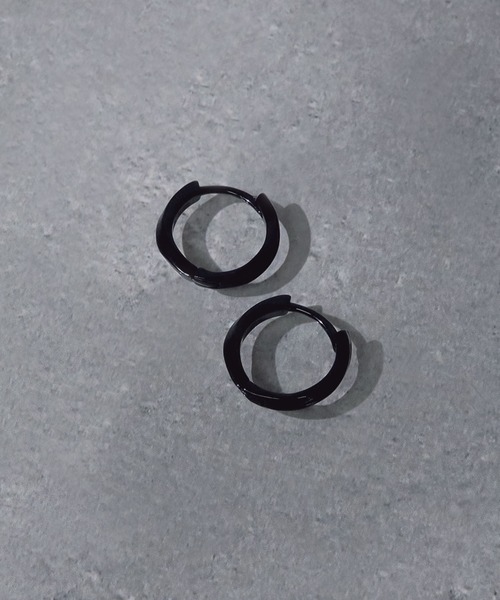 SBG(エスビー)の「SBG シンプルフープピアスsilver925(ピアス(両耳用)・メンズ・シルバー/ブラック・#12)」の3枚目の写真