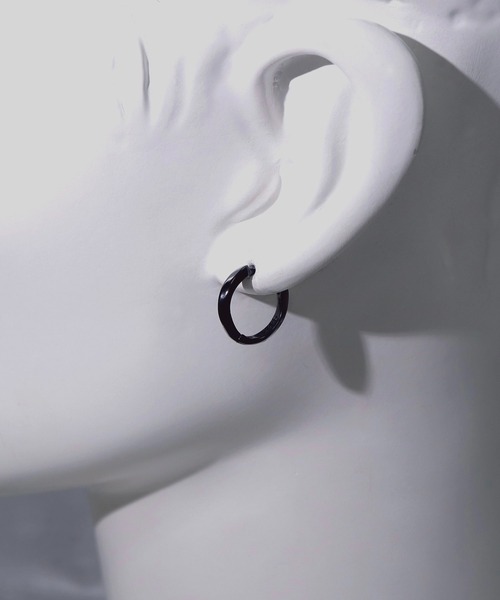 SBG(エスビー)の「SBG シンプルフープピアスsilver925(ピアス(両耳用)・メンズ・シルバー/ブラック・#12)」の4枚目の写真