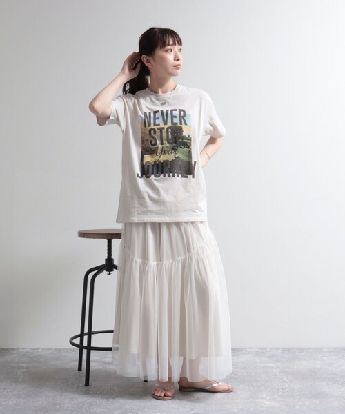 fredy emue（フレディエミュ）の「JOURNEY PHOTO Tシャツ（Tシャツ/カットソー・レディース・チャコールグレー/ベージュ/ライトグレー・38）」の16枚目の写真