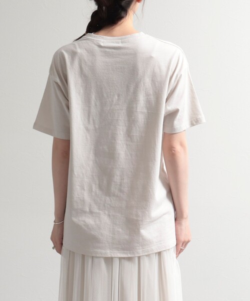 fredy emue（フレディエミュ）の「JOURNEY PHOTO Tシャツ（Tシャツ/カットソー・レディース・チャコールグレー/ベージュ/ライトグレー・38）」の17枚目の写真