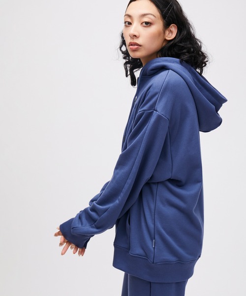 NERGY(ナージー)の「Coolmax Sweat Hoodie(パーカー・レディース・ミント/ネイビー・L/M)」の1枚目の写真