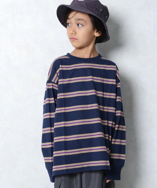 ZI-ON（ジーオン）の「ボーダーオーバーサイズロンT（Tシャツ/カットソー・キッズ・ダークグリーン/オフホワイト/ベージュ/チャコールグレー/ネイビー/ブラック/グレー系その他/ブラック系その他/グリーン系その他/ホワイト系その他/ベージュ系その他/パープル系その他・130cm/150cm/140cm/160cm/120cm/110cm）」の11枚目の写真