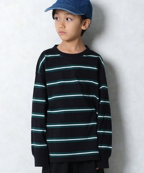 ZI-ON（ジーオン）の「ボーダーオーバーサイズロンT（Tシャツ/カットソー・キッズ・ダークグリーン/オフホワイト/ベージュ/チャコールグレー/ネイビー/ブラック/グレー系その他/ブラック系その他/グリーン系その他/ホワイト系その他/ベージュ系その他/パープル系その他・130cm/150cm/140cm/160cm/120cm/110cm）」の4枚目の写真