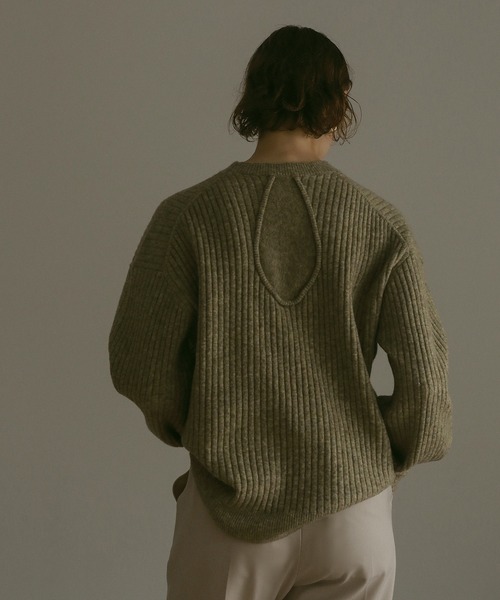 MANOF(マノフ)の「DROP DESIGN KNIT TOPS(ニット/セーター・レディース・ホワイト/グリーン/ブラック・S/M)」の16枚目の写真