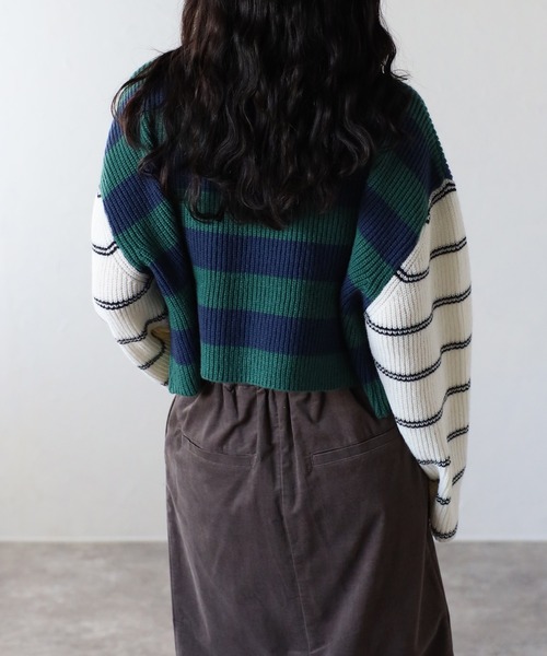 COMMRE（コムル）の「配色切り替えボーダーショートニットプルオーバー（ニット/セーター・レディース・グリーン/ブルー/レッド・FREE）」の20枚目の写真