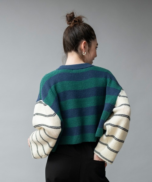 COMMRE（コムル）の「配色切り替えボーダーショートニットプルオーバー（ニット/セーター・レディース・グリーン/ブルー/レッド・FREE）」の10枚目の写真