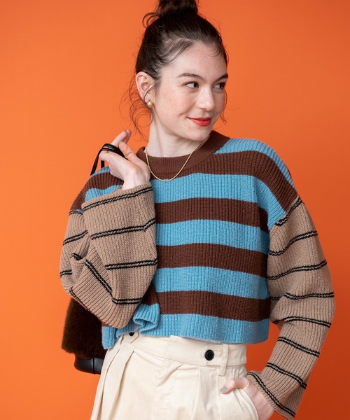 COMMRE（コムル）の「配色切り替えボーダーショートニットプルオーバー（ニット/セーター・レディース・グリーン/ブルー/レッド・FREE）」の5枚目の写真