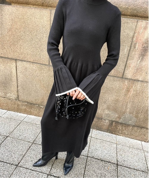 AMELY(エミリー)の「《midopeiさん×Erikaさんコラボ》ニットワンピース(ワンピース・レディース・グレー/ブラック×ホワイト/ネイビー/ブラック・フリー)」の14枚目の写真