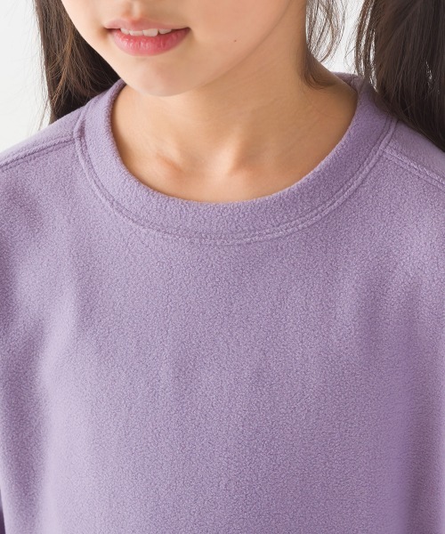 OMNES（オムネス）の「キッズふわ軽静電気防止マイクロフリーストレーナー長袖（スウェット・キッズ・グリーン/パープル/チャコールグレー・140/130/100/110/120）」の4枚目の写真