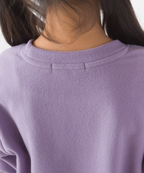 OMNES（オムネス）の「キッズふわ軽静電気防止マイクロフリーストレーナー長袖（スウェット・キッズ・グリーン/パープル/チャコールグレー・140/130/100/110/120）」の6枚目の写真
