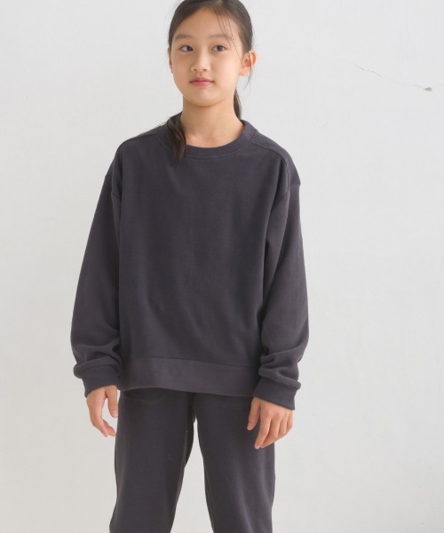 OMNES（オムネス）の「キッズふわ軽静電気防止マイクロフリーストレーナー長袖（スウェット・キッズ・グリーン/パープル/チャコールグレー・140/130/100/110/120）」の8枚目の写真