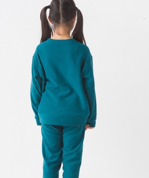 OMNES（オムネス）の「キッズふわ軽静電気防止マイクロフリーストレーナー長袖（スウェット・キッズ・グリーン/パープル/チャコールグレー・140/130/100/110/120）」の15枚目の写真