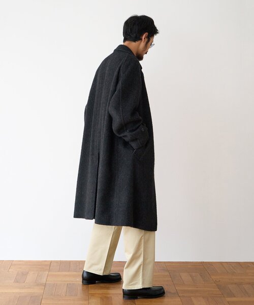 EDIFICE(エディフィス)の「【ReWOOL(R) / リウール】シャギーオーバーコート(チェスターコート・メンズ・アイボリー/グレー/ベージュ/ネイビー・MEDIUM/LARGE)」の9枚目の写真