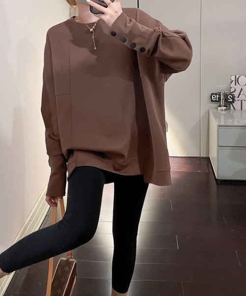 deux amour（ドゥーザムール）の「袖ボタンクルーネックロンT（Tシャツ/カットソー・レディース・ブラック/ベージュ/ホワイト/ブラウン・FREE）」の10枚目の写真