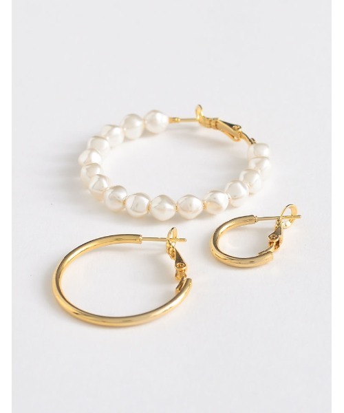 Re:EDIT（リエディ）の「[Accessory Collection][3点セット]フェイクパールフープピアスSET[（ピアス（両耳用）・レディース・ゴールド/シルバー・FREE）」の6枚目の写真