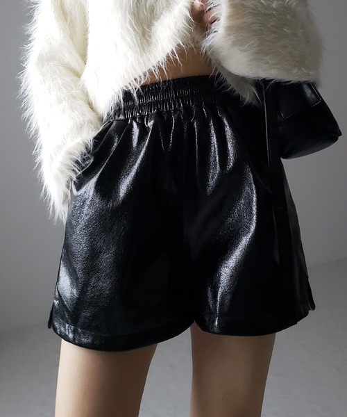 me+em select(ミームセレクト)の「※※【 2color / 3size 】メタリックシャーリングギャザーショートパンツ(その他パンツ・レディース・ブラック/シルバー・MEDIUM/SMALL/LARGE)」の11枚目の写真