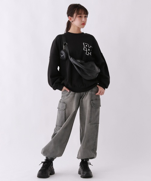 repipi armario（レピピ アルマリオ）の「ワイドストレッチカーゴパンツ（カーゴパンツ・キッズ・ブラック/ブラック系その他/グレー/ホワイト/ブルー・LARGE/MEDIUM/SMALL）」の9枚目の写真