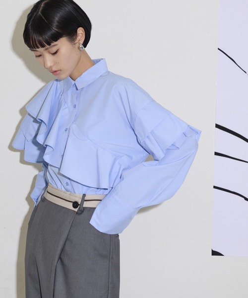 THE YOn(ザヨン)の「アシメラッフルデザインシャツ(シャツ/ブラウス・レディース・オフホワイト/グレー/サックスブルー・FREE)」の21枚目の写真