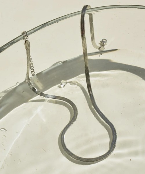 GOLDY（ゴールディ）の「【GOLDY】アレルギー対応 フラット チェーン ショート ステンレス ネックレス / 3230215（ネックレス・レディース・シルバー/ゴールド・FREE）」の4枚目の写真