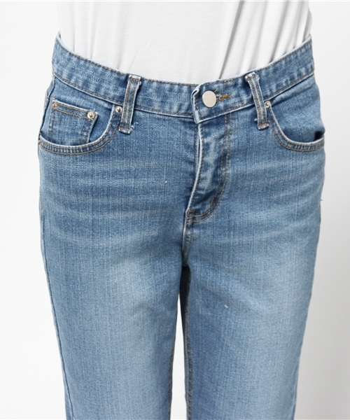 CIAOPANIC（チャオパニック）の「【Ciaopanic】　裾グラデーション加工ストレート（デニムパンツ・レディース・インディゴブルー・MEDIUM/SMALL）」の5枚目の写真