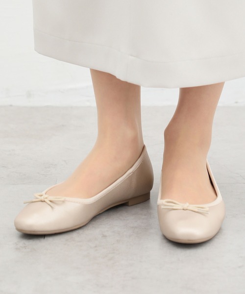 Honeys(ハニーズ)の「【はっ水】はっ水バレエシューズ(バレエシューズ・レディース・ゴールド/ブラック系その他/ブラック/ボルドー/シルバー/ダークブラウン・22.5/23.0/23.5/24.0/24.5/25.0)」の11枚目の写真