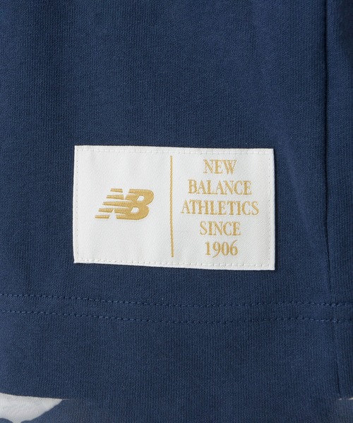 NEW BALANCE(ニューバランス)の「Sportswear Greatest Hits フットボールTシャツ(Tシャツ/カットソー・レディース・オフホワイト/ネイビー・SMALL/MEDIUM/LARGE/X-LARGE)」の6枚目の写真