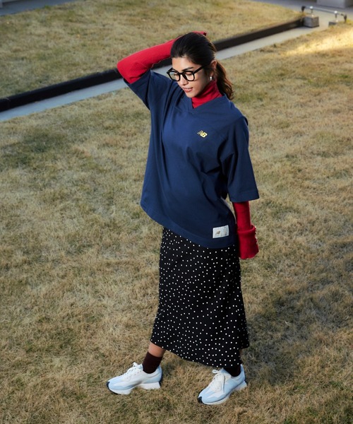 (25%OFFクーポン対象！7/27まで)ニューバランス（new balance）（レディース）Sportswear Greatest Hits フットボールTシャツ WT41512NNY ニューバランス（new balance）（レディース）Sportswear