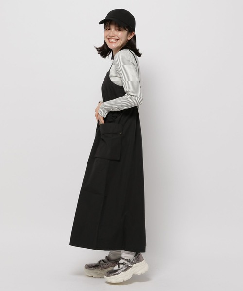 niko and...(ニコアンド)の「カーゴキャミワンピース(ワンピース・レディース・カーキ/ナチュラル/ブラック・LARGE/MEDIUM)」の4枚目の写真