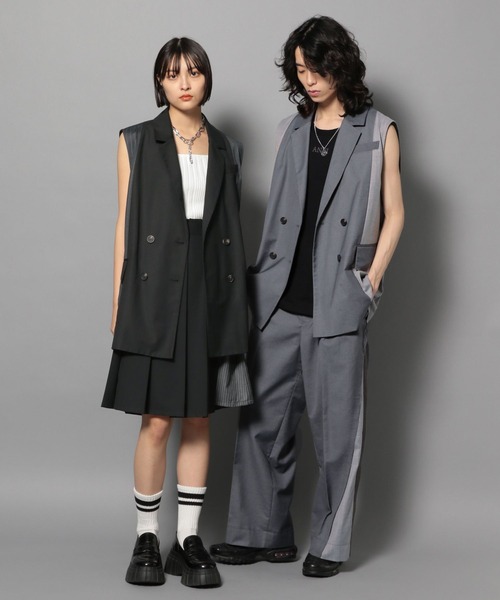 Anui（アニュイ）の「【UNISEX】サイドストライプブレザーベスト（テーラードジャケット・レディース・ブラック/グレー・MEDIUM）」の4枚目の写真