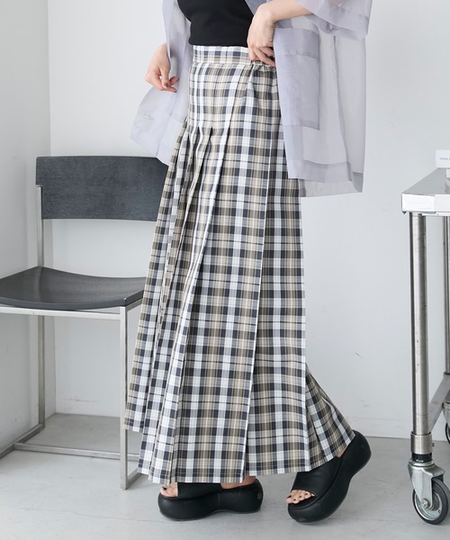forksy.（フォルクシー）の「【forksy.】チェックプリーツロングスカート（スカート・レディース・レッド系/イエロー系/ネイビー系・FREE）」の22枚目の写真