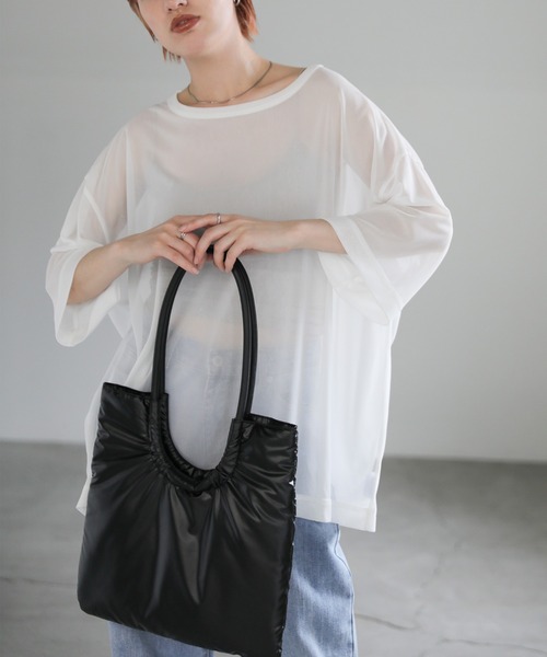 select MOCA（セレクトモカ）の「パテッドループハンドルバッグ（トートバッグ・レディース・ブラック/アイボリー・FREE）」の5枚目の写真