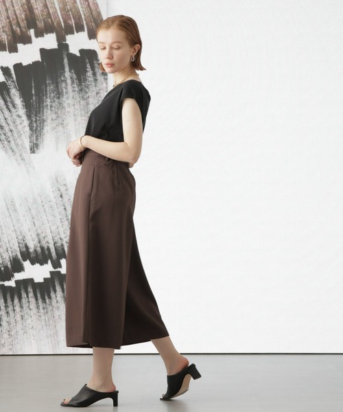 Apo(s)ture(アポスチャー)の「KATY-002/カルゼインバータックミディキュロットパンツ(その他パンツ・レディース・ブルー/ブラウン/ネイビー/ベージュ・XS/XL/S/M/L)」の17枚目の写真