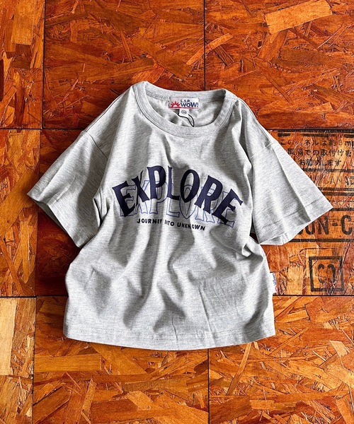 LSP WOW（エルエスピーワオ）の「【LSP WOW!】カラバリ半袖Tee/20色（80～150cm）（Tシャツ/カットソー・キッズ・エメラルド/モスグリーン/パープル/チャコール/ネイビー/オレンジ/イエロー/ブラウン/レッド/ホワイト/ブルー系その他/ベージュ/マスタード/ブルー/オフホワイト/グレー/ライトブルー/ブラック/カーキ/ライトピンク・90/80/130/110/100/120/150/140）」の4枚目の写真