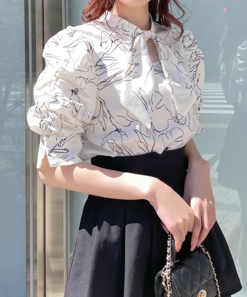 abc une face（アーベーセーアンフェイス）の「タイ付き2WAYブラウス（シャツ/ブラウス・レディース・ベージュ系その他/ホワイト系その他/ホワイト/ブルー系その他・FREE）」の19枚目の写真