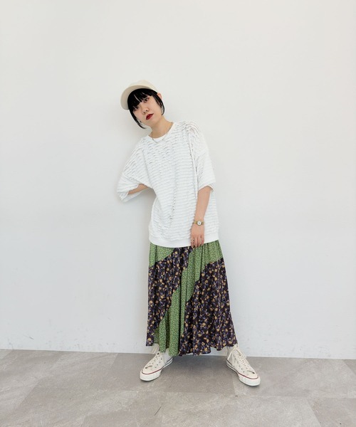 niko and...（ニコアンド）の「[MODE NORM CORE]フリフリルーズ半袖プルオーバー（Tシャツ/カットソー・レディース・ライトグリーン/ブラック/オフホワイト・MEDIUM/LARGE）」の4枚目の写真