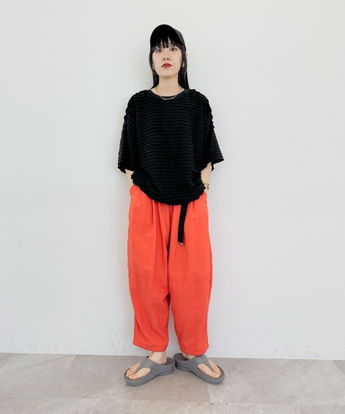 niko and...（ニコアンド）の「[MODE NORM CORE]フリフリルーズ半袖プルオーバー（Tシャツ/カットソー・レディース・ライトグリーン/ブラック/オフホワイト・MEDIUM/LARGE）」の7枚目の写真