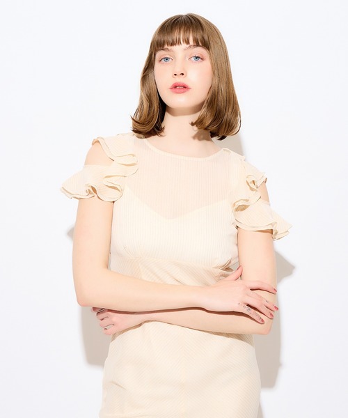 ME COUTURE(ミークチュール)の「ラメストライプカットアウトドレス(ワンピース・レディース・グリーン/アイボリー・0/1)」の4枚目の写真