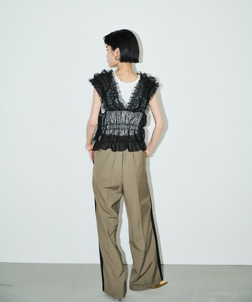 AIC.(エーアイシー)の「2WAYチュールフリルビスチェ(ベスト・レディース・グレー/ブラック・FREE)」の7枚目の写真