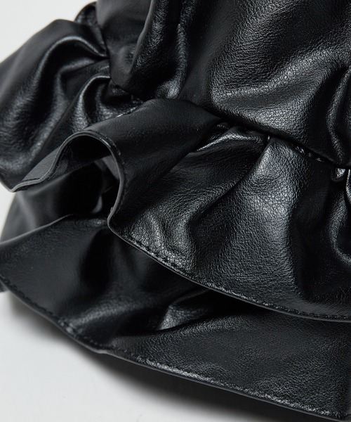 AO2（アオズ）の「Ruffled Drawstring Shoulder Bag / フリルショルダーバッグ（ショルダーバッグ）」 - WEAR