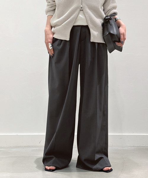 AP STUDIO（エーピーストゥディオ）の「ツイルハイウエステッドパンツ（スラックス・レディース・ブラック/グレー・34/40/38/36）」の18枚目の写真