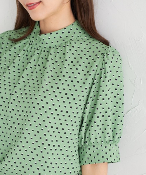 tocco closet(トッコ クローゼット)の「【ZOZO限定】スクエアドット2WAYボウタイブラウス(シャツ/ブラウス・レディース・ブラック/ブラウン/オフホワイト/グリーン・M)」の2枚目の写真