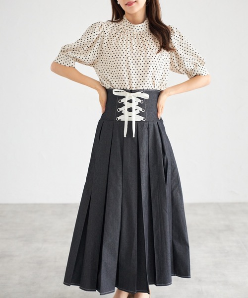 tocco closet(トッコ クローゼット)の「【ZOZO限定】スクエアドット2WAYボウタイブラウス(シャツ/ブラウス・レディース・ブラック/ブラウン/オフホワイト/グリーン・M)」の6枚目の写真