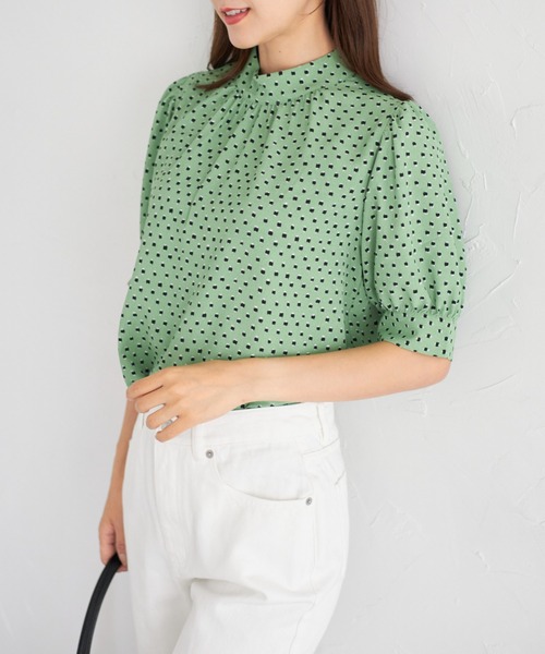 tocco closet(トッコ クローゼット)の「【ZOZO限定】スクエアドット2WAYボウタイブラウス(シャツ/ブラウス・レディース・ブラック/ブラウン/オフホワイト/グリーン・M)」の19枚目の写真