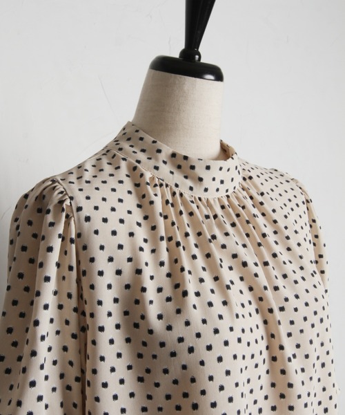 tocco closet(トッコ クローゼット)の「【ZOZO限定】スクエアドット2WAYボウタイブラウス(シャツ/ブラウス・レディース・ブラック/ブラウン/オフホワイト/グリーン・M)」の12枚目の写真