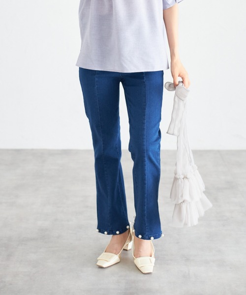 tocco closet(トッコ クローゼット)の「【ZOZO限定】パールヘムデニムパンツ(デニムパンツ・レディース・ブルー/サックスブルー/ブラック・M)」の3枚目の写真