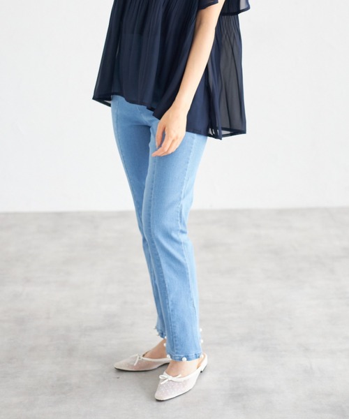 tocco closet(トッコ クローゼット)の「【ZOZO限定】パールヘムデニムパンツ(デニムパンツ・レディース・ブルー/サックスブルー/ブラック・M)」の17枚目の写真