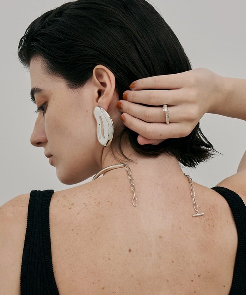 loni(ロニ)の「【金属アレルギー対応】Heart Leaf Pierce/ハートリーフピアス(ピアス(両耳用)・レディース・ゴールド/シルバー・FREE)」の10枚目の写真