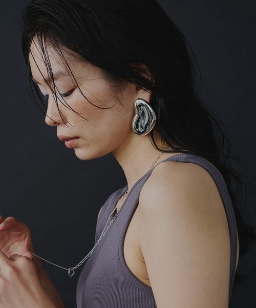 loni(ロニ)の「【金属アレルギー対応】Heart Leaf Pierce/ハートリーフピアス(ピアス(両耳用)・レディース・ゴールド/シルバー・FREE)」の16枚目の写真