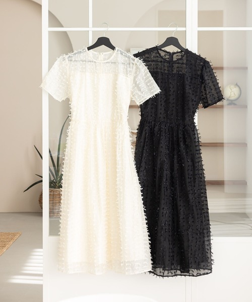 tocco closet（トッコ　クローゼット）の「ウエスト後ろりぼん付きシアーフリンジワンピース（ワンピース・レディース・クリーム/ブラック・M）」の21枚目の写真