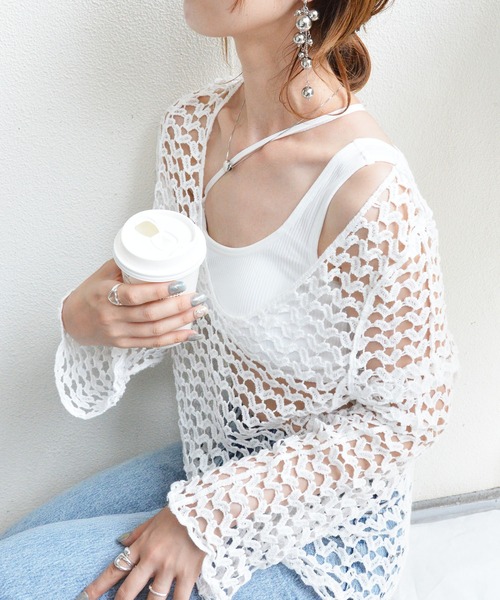 styiro(スタイロ)の「カップインアシメシームレスブラトップキャミ ノンワイヤー(キャミソール・レディース・グレー/ブラック/ホワイト/モカ・S)」の14枚目の写真